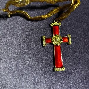 Hanging Cross Red W/Pearl Center